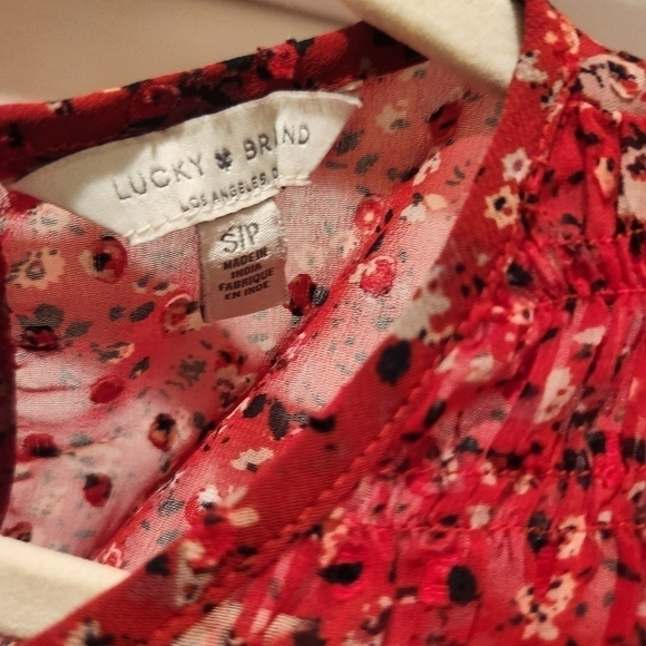 Lucky Brand semi sheer Swiss dot detail and floral print blouse. - Picture 11 of 12